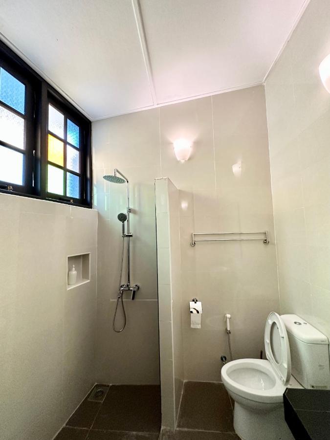 Madras Inn 58-1 Private Bathroom 乔治敦 外观 照片