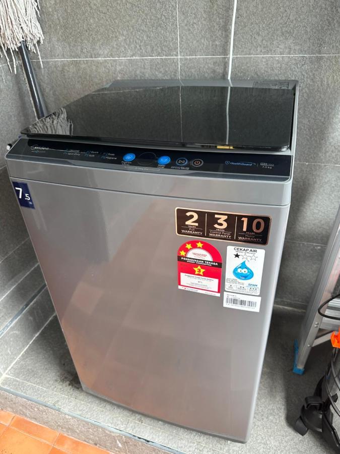 Madras Inn 58-1 Private Bathroom 乔治敦 外观 照片