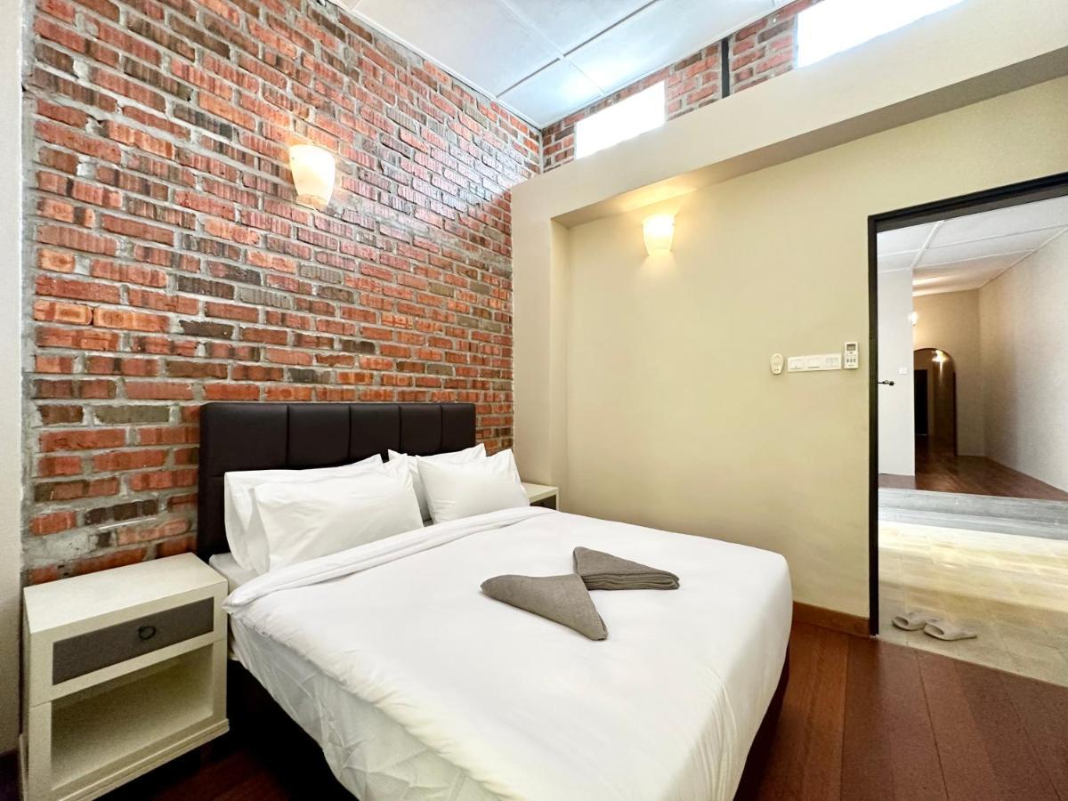 Madras Inn 58-1 Private Bathroom 乔治敦 外观 照片